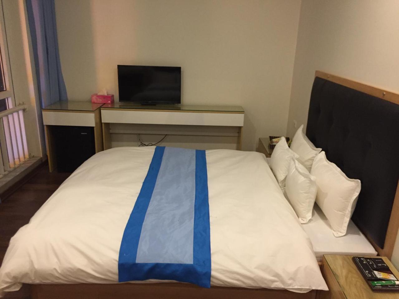 Van Lung Hotel Royal מראה חיצוני תמונה